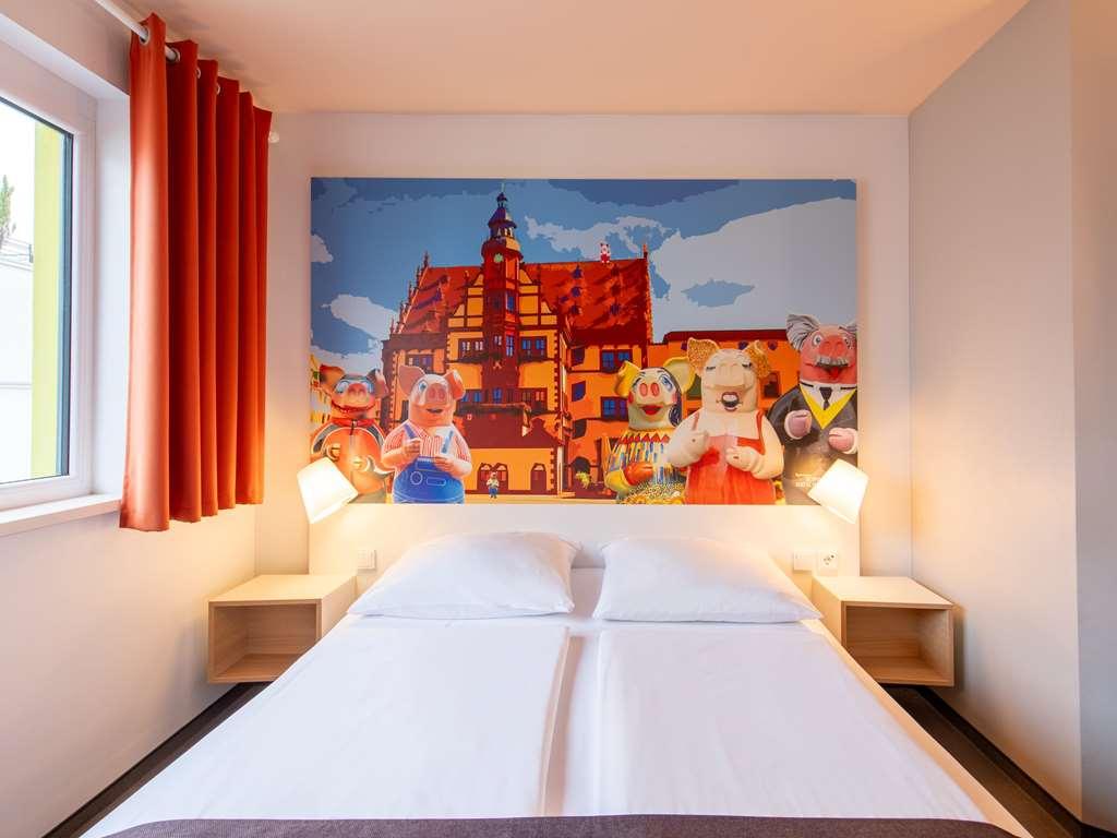 B&B Hotel Schweinfurt-City Habitación foto